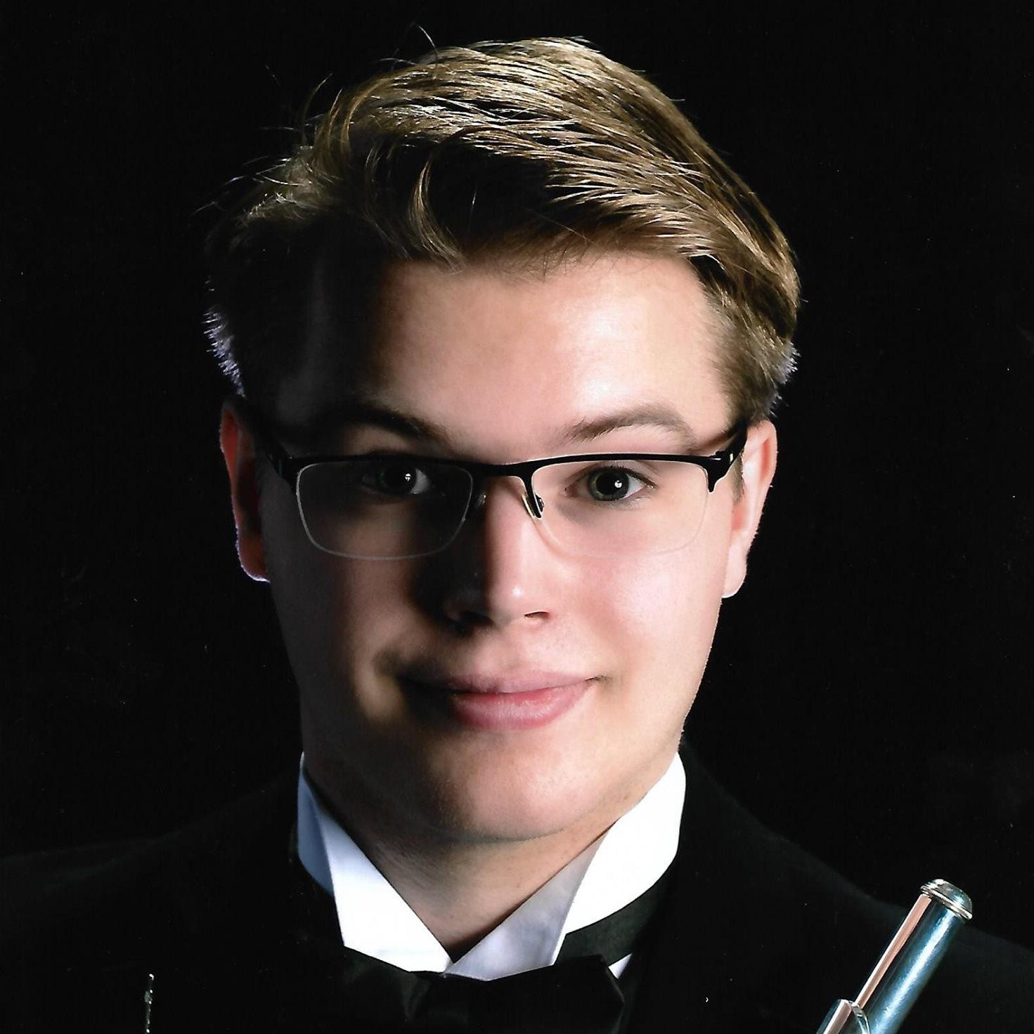 The Eric Larson Endowment awarded a $2000.00 scholarship to UNM student Cody Kurr, a music major at the University of New Mexico for the 2023-2024 school year.

Cody is pursuing an undergraduate degree in music performance with a concentration in Flute Performance and will graduate this spring. He plans to pursue a graduate degree in music performance as well. His goal is to make his way into the professional orchestral world and pursue a career in classical music.